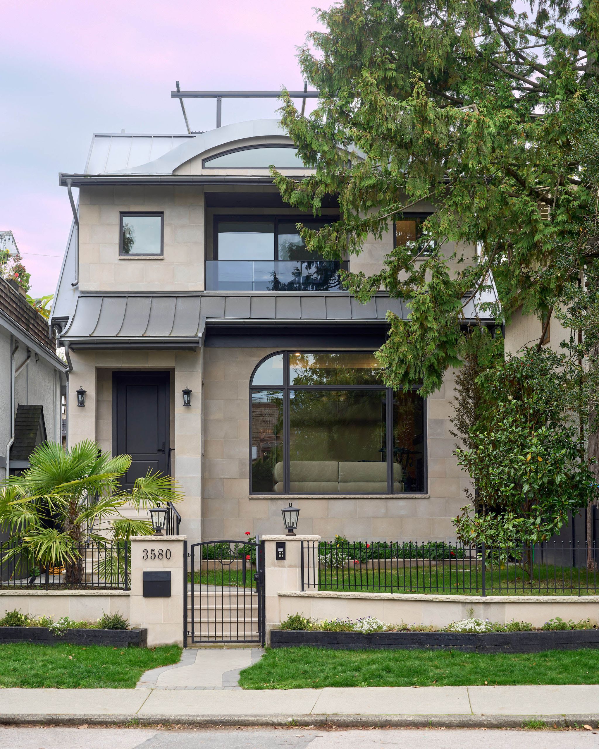 Point Grey Road, Custom Homes